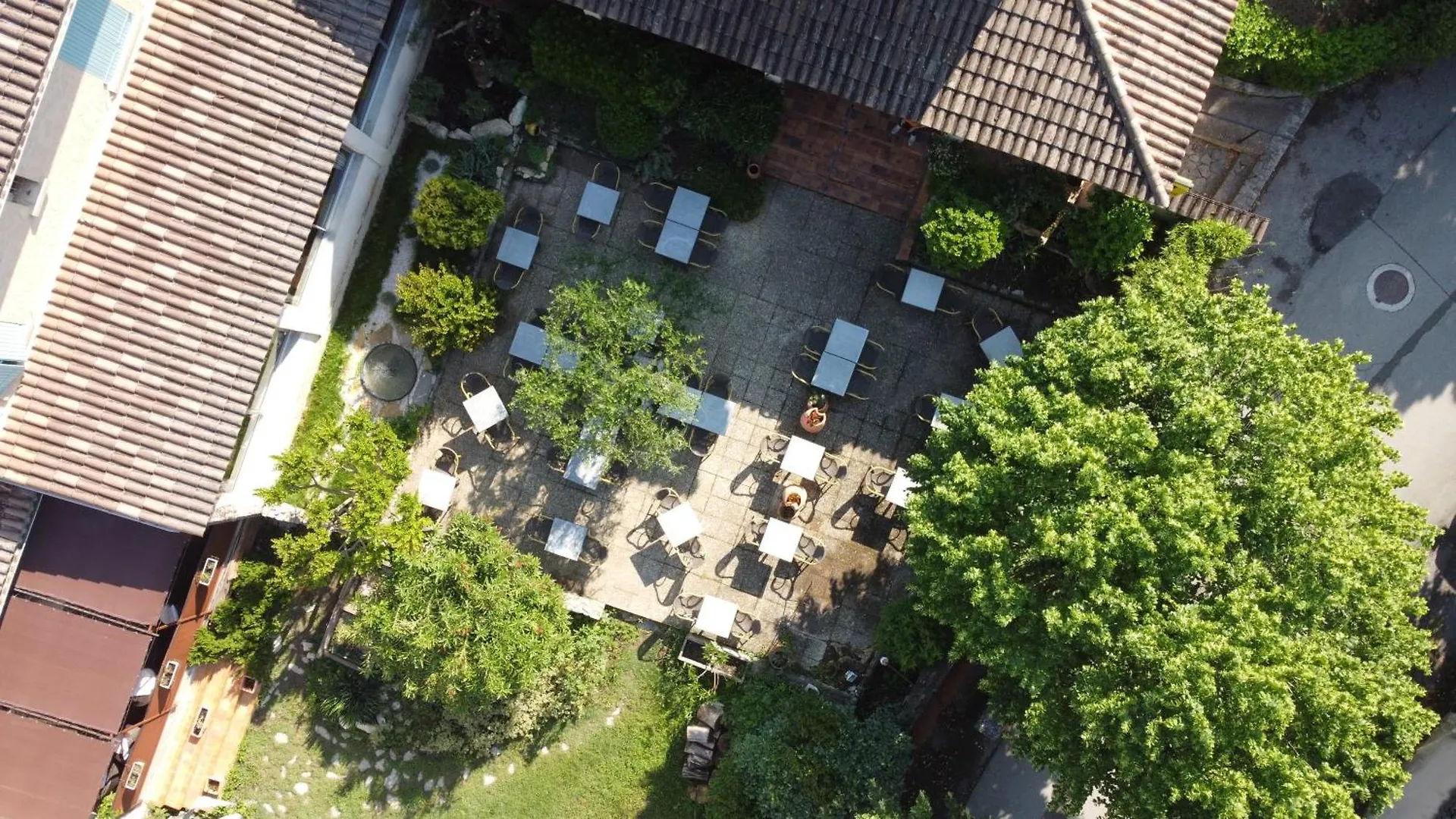***  Logis Hotels Le Saint Marc Mollans-sur-Ouvèze Frankreich