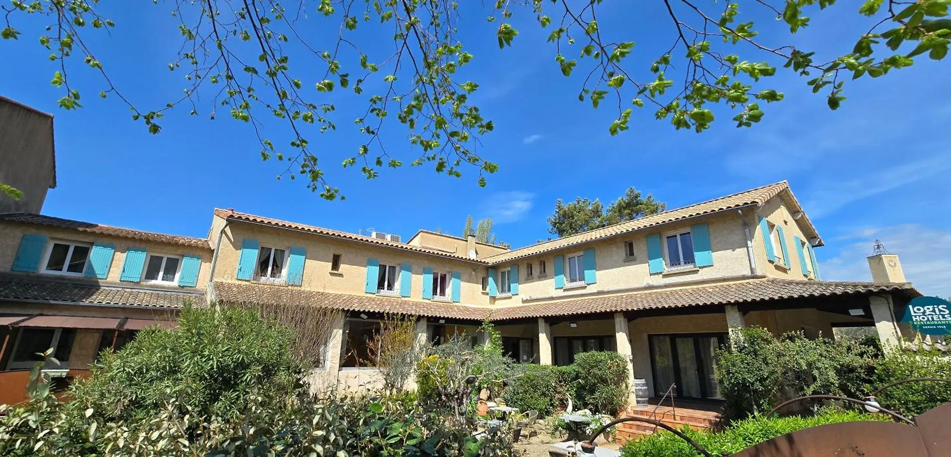 Logis Hotels Le Saint Marc Mollans-sur-Ouvèze