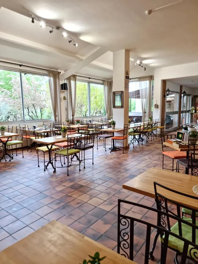Logis Hotels Le Saint Marc Mollans-sur-Ouvèze